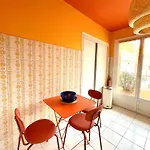 Le Majorelle' - T2 50m2 Parking & Terrace Appartement Sanary-sur-Mer