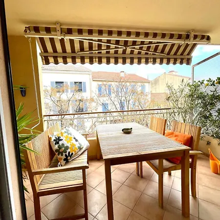 Le Majorelle' - T2 50m2 Parking & Terrace Apartment *