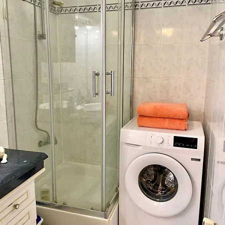 Apartment Le Majorelle' - T2 50m2 Parking & Terrace Sanary-sur-Mer