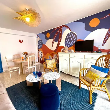 Le Majorelle' - T2 50m2 Parking & Terrace 아파트 사나리쉬르메르