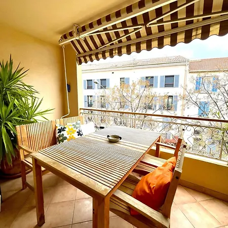 Le Majorelle' - T2 50m2 Parking & Terrace * 사나리쉬르메르
